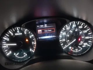 2018 Nissan Pathfinder SV z VIN 5N1DR2MM5JC643620, wystawiony jako IAAI lot #40620038 z przebiegiem 138 131 mil mil oraz . Historia ofert i sprzedaży dostępna na DreamBid. Obrazek 7.