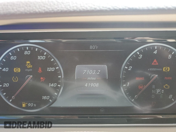 2015 Mercedes-Benz S 550 z VIN WDDUG8CB8FA132215, wystawiony jako Copart lot #54054825 z przebiegiem 41 908 mil mil oraz Szkoda całkowita • Salvage title. Historia ofert i sprzedaży dostępna na DreamBid. Obrazek 9.