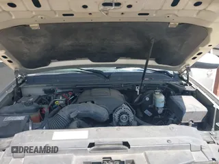 2007 Chevrolet Suburban LS with VIN 1GNFC16J77R264823, listed as a IAAI auction lot 42680813 with Not provided miles and . Bid and sale history available at DreamBid. Image 9.