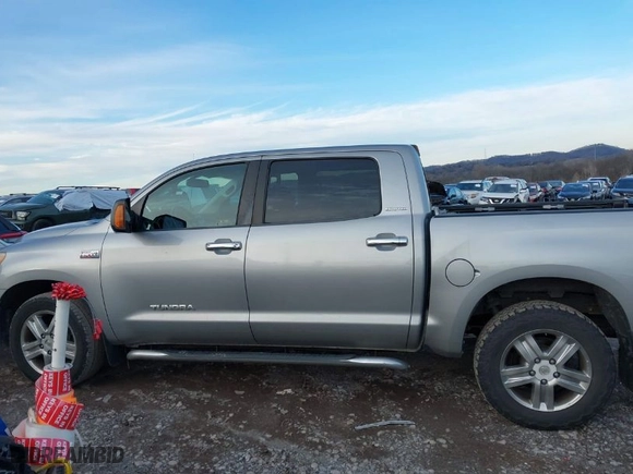 2007 Toyota Tundra LTD with VIN 5TBEV58137S469181, listed as a IAAI auction lot 41386726 with 249,642 mi miles. Bid and sale history available at carsss.com. Image 14.