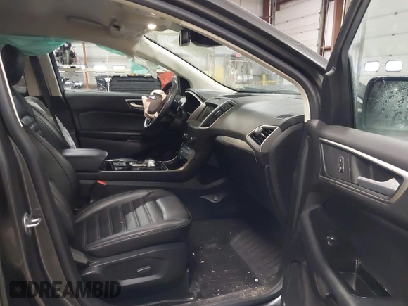 2020 Ford Edge SEL with VIN 2FMPK4J98LBB49638, listed as a IAAI auction lot 41844321 with 84,115 mi miles. Bid and sale history available at carsss.com. Image 5.