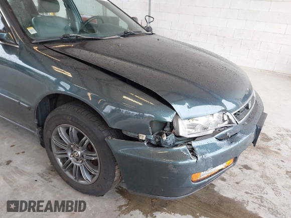 1997 Honda Accord EX with VIN 1HGCD5669VA090505, listed as a IAAI auction lot 42138093 with 207,191 mi miles and . Bid and sale history available at carsss.com. Image 6.