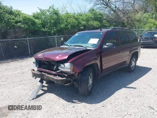 2007 Chevrolet TrailBlazer LS with VIN 1GNDS13S172275140, listed as a IAAI auction lot 42129093 with 212,903 mi miles and . Bid and sale history available at DreamBid. Image 2.