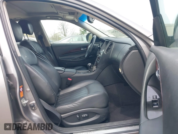 2008 Infiniti EX Journey with VIN JNKAJ09F18M353861, listed as a IAAI auction lot 42073012 with 147,312 mi miles and . Bid and sale history available at DreamBid. Image 5.