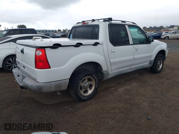 2005 Ford Explorer Sport Trac XLS z VIN 1FMZU67K85UA47665, wystawiony jako IAAI lot #41559468 z przebiegiem 124 061 mil mil oraz . Historia ofert i sprzedaży dostępna na DreamBid. Obrazek 4.
