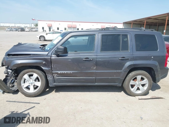 2015 Jeep Patriot Latitude with VIN 1C4NJPFB4FD185546, listed as a IAAI auction lot 42056820 with Not Provided miles and . Bid and sale history available at DreamBid. Image 13.