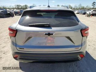 2025 Chevrolet Trax 2RS with VIN KL77LJEP1SC005739, listed as a Copart auction lot 49641885 with 5,800 mi miles and Salvage Title. Bid and sale history available at carsss.com. Image 6.