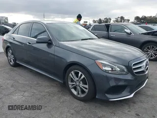 2014 Mercedes-Benz E-Class E 250 BlueTEC Luxury with VIN WDDHF0EB6EA942847, listed as a IAAI auction lot 41631294 with 48,650 mi miles. Bid and sale history available at carsss.com. Image 1.