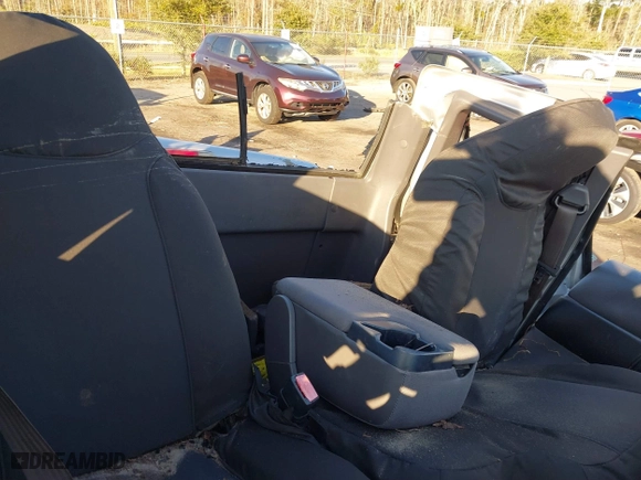 2002 Ford Ranger XL Fleet with VIN 1FTYR44U32PA22646, listed as a IAAI auction lot 41475616 with 314,915 mi miles. Bid and sale history available at carsss.com. Image 8.