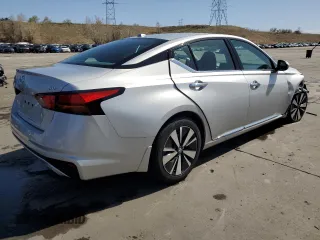 2019 Nissan Altima 2.5 SV with VIN 1N4BL4DV0KC252125, listed as a Copart auction lot 52453145 with 76,579 mi miles and Salvage Title. Bid and sale history available at carsss.com. Image 3.
