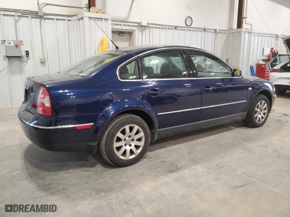 2002 Volkswagen Passat GLS with VIN WVWPD63B62P450409, listed as a Copart auction lot 82896644 with 193,936 mi miles and Non Repairable. Bid and sale history available at carsss.com. Image 3.