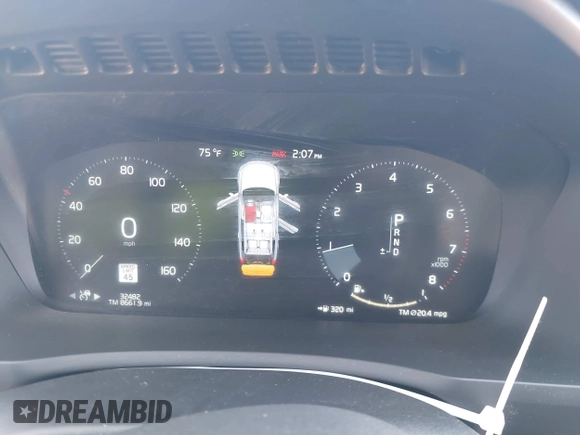 2022 Volvo XC90 Momentum with VIN YV4A22PK9N1797025, listed as a IAAI auction lot 41907883 with 32,482 mi miles and . Bid and sale history available at DreamBid. Image 7.