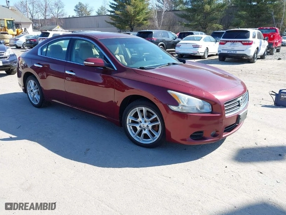 2010 Nissan Maxima 3.5 S with VIN 1N4AA5AP6AC805856, listed as a IAAI auction lot 42014568 with NaN miles. Bid and sale history available at carsss.com. Image 1.
