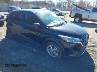 2022 Nissan Kicks S with VIN 3N1CP5BV6NL490892, listed as a IAAI auction lot 41889420 with 61,608 mi miles. Bid and sale history available at carsss.com. Image 1.