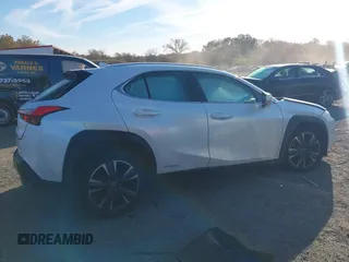 2019 Lexus UX 250h with VIN JTHU9JBH8K2004190, listed as a IAAI auction lot 40701904 with 76,805 mi miles and . Bid and sale history available at DreamBid. Image 14.