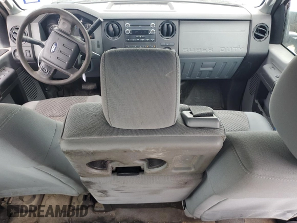 2013 Ford F-250 XL with VIN 1FT7W2A69DEA31610, listed as a Copart auction lot 53563455 with 388,399 mi miles and Salvage title. Bid and sale history available at DreamBid. Image 8.