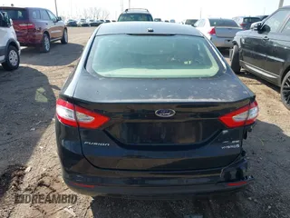 2013 Ford Fusion SE Hybrid with VIN 3FA6P0LUXDR375099, listed as a IAAI auction lot 41914387 with 133,178 mi miles. Bid and sale history available at carsss.com. Image 14.