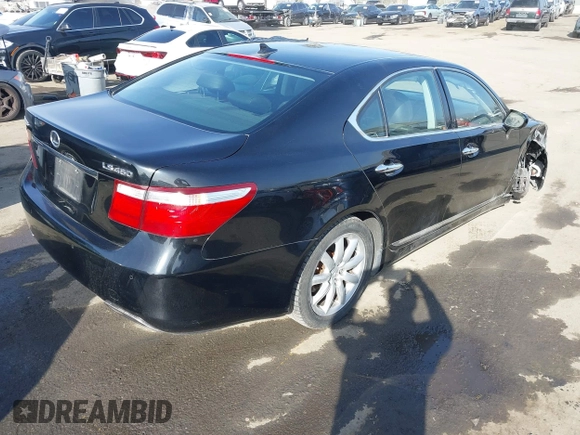 2008 Lexus LS 460 z VIN JTHBL46F285057509, wystawiony jako IAAI lot #41226492 z przebiegiem 132 616 mil mil oraz . Historia ofert i sprzedaży dostępna na DreamBid. Obrazek 4.