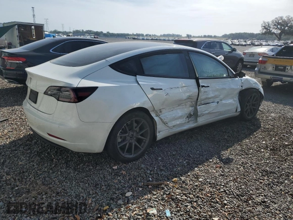 2022 Tesla Model 3 z VIN 5YJ3E1EA8NF348174, wystawiony jako Copart lot #53757025 z przebiegiem 38 722 mil mil oraz Nie do naprawy • Non repairable. Historia ofert i sprzedaży dostępna na DreamBid. Obrazek 3.