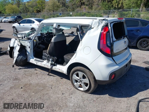 2018 Kia Soul with VIN KNDJN2A28J7583962, listed as a IAAI auction lot 41826688 with 1 mi miles. Bid and sale history available at carsss.com. Image 3.