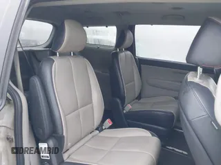 2019 Kia Sedona EX with VIN KNDMB5C18K6526325, listed as a IAAI auction lot 41877920 with 105,652 mi miles. Bid and sale history available at carsss.com. Image 8.