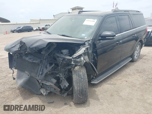 2019 Ford Expedition Max XLT with VIN 1FMJK1HTXKEA07297, listed as a IAAI auction lot 42431260 with 220,617 mi miles and . Bid and sale history available at DreamBid. Image 2.