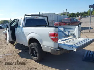 2010 Ford F-150 XL with VIN 1FTFX1CV5AKE80514, listed as a IAAI auction lot 40383433 with 142,072 mi miles. Bid and sale history available at carsss.com. Image 3.