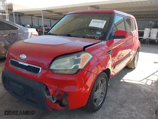 2010 Kia Soul + with VIN KNDJT2A20A7173985, listed as a IAAI auction lot 41850538 with 269,192 mi miles. Bid and sale history available at carsss.com. Image 2.