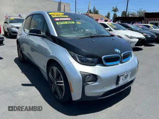 2015 BMW i3 with VIN WBY1Z4C53FV501368, listed as a Copart auction lot 62716005 with 121,929 mi miles and Clean title. Bid and sale history available at DreamBid. Image 1.