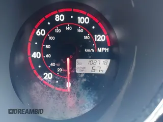2007 Toyota Matrix STD z VIN 2T1KR32E17C641134, wystawiony jako IAAI lot #41996685 z przebiegiem 108 718 mil mil oraz . Historia ofert i sprzedaży dostępna na DreamBid. Obrazek 7.