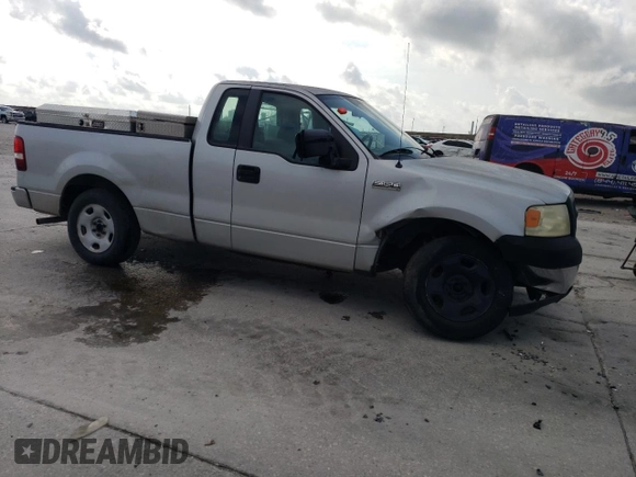 2007 Ford F-150 XL с VIN 1FTRF12247NA01532, выставлен на аукционе Copart как лот 55058495 с пробегом 132 823 миль миль и Списание • Salvage title. История ставок и продаж доступна на DreamBid. Изображение 4.