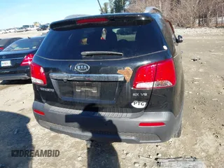 2013 Kia Sorento EX with VIN 5XYKU4A27DG414560, listed as a IAAI auction lot 41368699 with 101,185 mi miles and . Bid and sale history available at carsss.com. Image 16.