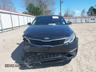 2019 Kia Optima LX with VIN 5XXGT4L31KG353576, listed as a IAAI auction lot 41712207 with 113,986 mi miles. Bid and sale history available at carsss.com. Image 12.