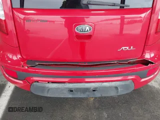 2012 Kia Soul + with VIN KNDJT2A69C7432852, listed as a IAAI auction lot 41960420 with 298,565 mi miles. Bid and sale history available at carsss.com. Image 6.