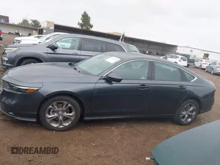 2024 Honda Accord EX с VIN 1HGCY1F32RA042448, выставлен на аукционе IAAI как лот 41774787 с пробегом 18 121 миль миль и . История ставок и продаж доступна на DreamBid. Изображение 14.