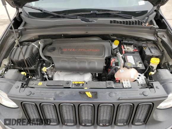 2018 Jeep Renegade Altitude with VIN ZACCJBBB5JPH48064, listed as a Copart auction lot 49410825 with 57,315 mi miles and Salvage title. Bid and sale history available at DreamBid. Image 12.