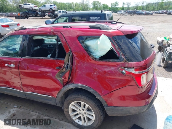 2013 Ford Explorer XLT z VIN 1FM5K8D8XDGC59246, wystawiony jako IAAI lot #42252237 z przebiegiem 230 486 mil mil oraz . Historia ofert i sprzedaży dostępna na DreamBid. Obrazek 14.