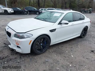 2013 BMW M5 with VIN WBSFV9C59DC773439, listed as a IAAI auction lot 41575069 with NaN miles. Bid and sale history available at carsss.com. Image 17.
