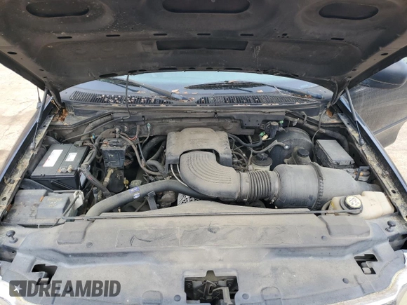 2003 Ford F-150 XL z VIN 1FTRX17W53NB84703, wystawiony jako Copart lot #51608895 z przebiegiem 291 806 mil mil oraz Szkoda całkowita • Salvage title. Historia ofert i sprzedaży dostępna na DreamBid. Obrazek 11.