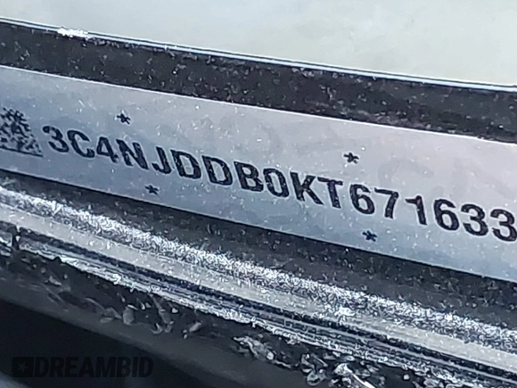 2019 Jeep Compass Trailhawk with VIN 3C4NJDDB0KT671633, listed as a IAAI auction lot 38411581 with Not Provided miles and . Bid and sale history available at carsss.com. Image 9.