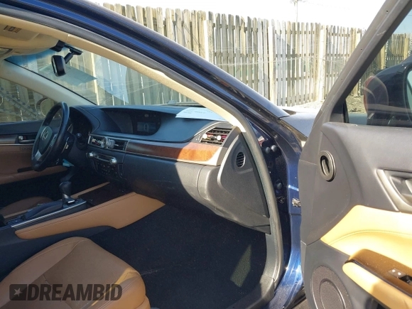 2015 Lexus GS with VIN JTHCE1BL9FA006134, listed as a IAAI auction lot 41672738 with 178,572 mi miles. Bid and sale history available at carsss.com. Image 5.