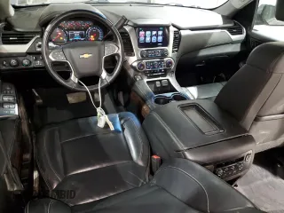 2019 Chevrolet Suburban LT z VIN 1GNSKHKC7KR234280, wystawiony jako Copart lot #56954805 z przebiegiem 144 230 mil mil oraz Szkoda całkowita • Salvage title. Historia ofert i sprzedaży dostępna na DreamBid. Obrazek 8.