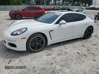 2014 Porsche Panamera z VIN WP0AA2A76EL010143, wystawiony jako Copart lot #54750715 z przebiegiem 132 333 mil mil oraz Szkoda całkowita • Salvage title. Historia ofert i sprzedaży dostępna na DreamBid. Obrazek 1.