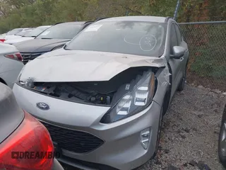 2020 Ford Escape Titanium с VIN 1FMCU9J96LUB18419, выставлен на аукционе IAAI как лот 40612100 с пробегом 40 041 миль миль и . История ставок и продаж доступна на DreamBid. Изображение 12.