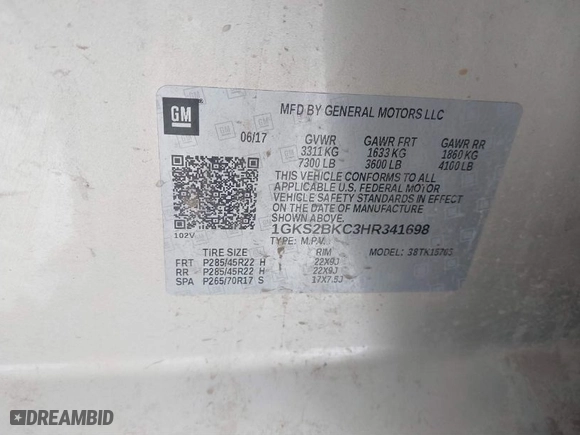2017 GMC Yukon SLT with VIN 1GKS2BKC3HR341698, listed as a IAAI auction lot 41294320 with 1 mi miles. Bid and sale history available at carsss.com. Image 9.