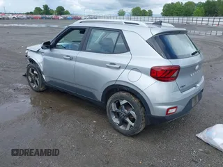 2021 Hyundai Venue SEL with VIN KMHRC8A36MU082493, listed as a IAAI auction lot 42255962 with 53,818 mi miles and . Bid and sale history available at DreamBid. Image 3.