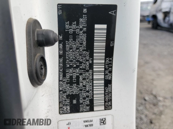 2012 Toyota Sienna with VIN 5TDZK3DC8CS186489, listed as a Copart auction lot 50469485 with Not provided miles and Salvage title. Bid and sale history available at DreamBid. Image 13.
