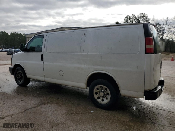 2011 Chevrolet Express Cargo Van with VIN 1GCSGAFX8B1134475, listed as a Copart auction lot 88822585 with 343,480 mi miles and Clean Title. Bid and sale history available at carsss.com. Image 2.