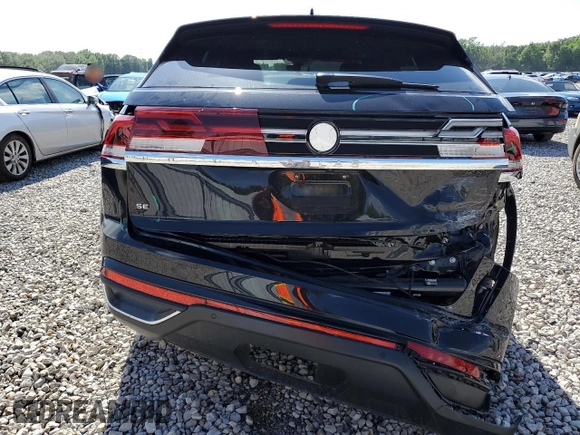 2024 Volkswagen Atlas SE with VIN 1V2JE2CA3RC213573, listed as a Copart auction lot 55290605 with 24,278 mi miles and Salvage title. Bid and sale history available at DreamBid. Image 6.