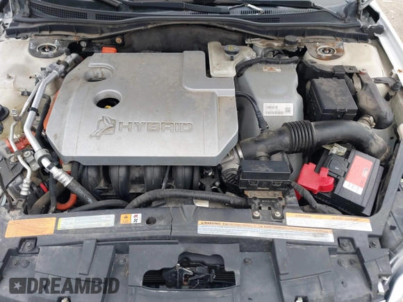 2011 Ford Fusion Hybrid with VIN 3FADP0L31BR316647, listed as a IAAI auction lot 41730126 with 162,354 mi miles. Bid and sale history available at carsss.com. Image 10.